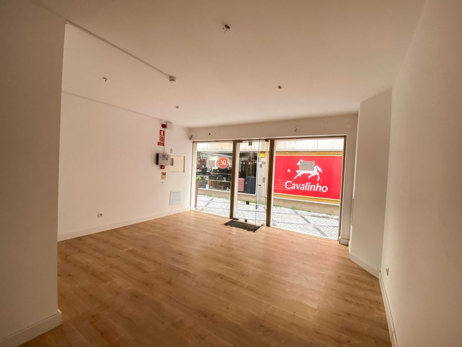 Loja para Arrendar no Centro da Baixa de Setubal