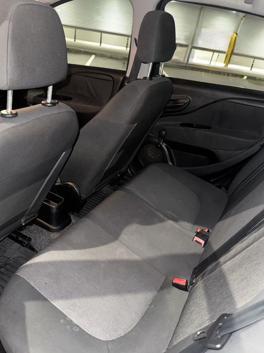 FIAT PUNTO 1.2 EASY S&S  / 5Lug  / 2016