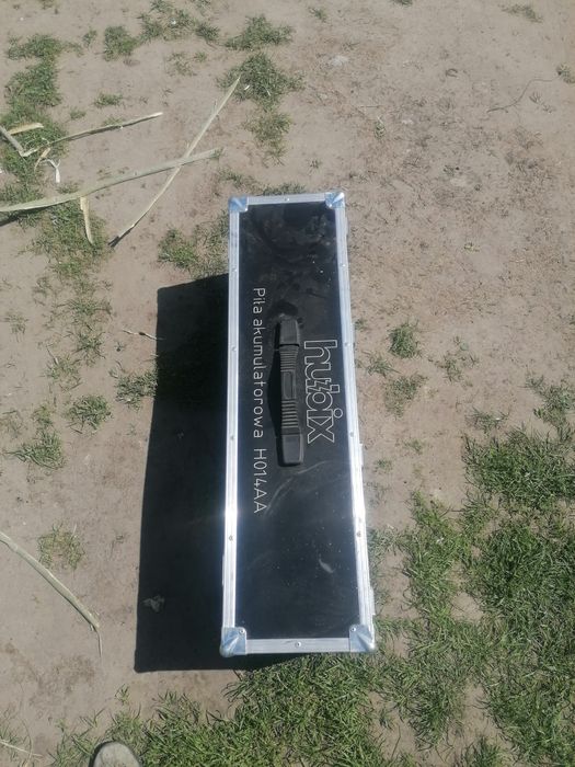 Цепная пила на акомуляторе 18V с пультом д/у