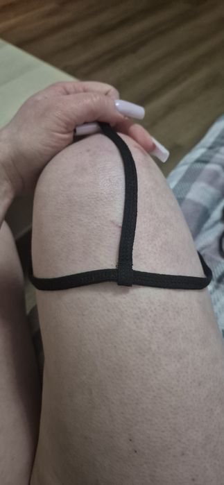 NOWE Zestaw 3+1  Czarne majtki stringi sexy