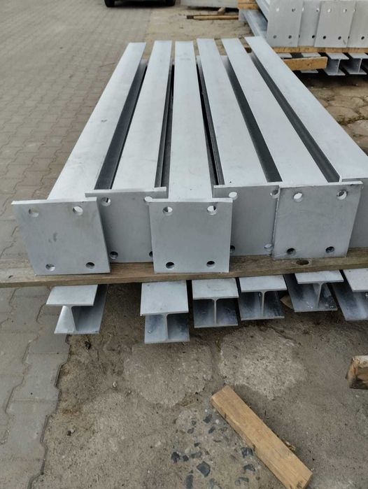 Dwuteownik HEB 160 ocynkowany z podstawą 2 / 3 / 4 metrowy