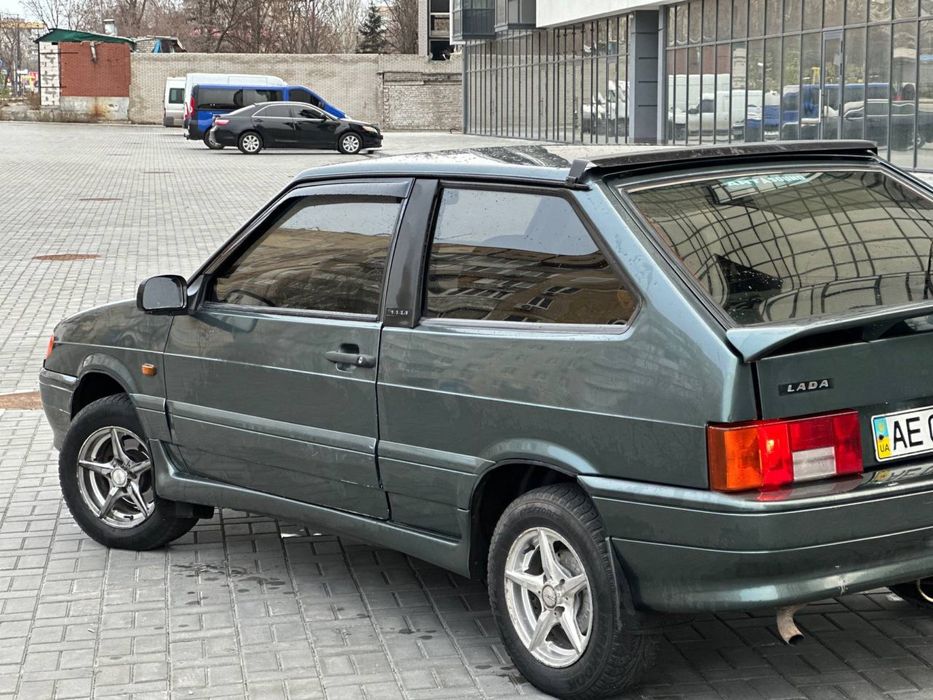 Продам Ваз 2113 2010 год 1.6