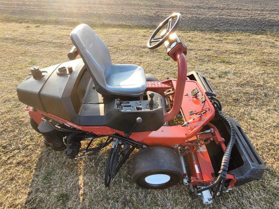 Toro Kosiarka 3250 kosiarka wrzecionowa 3250d kosiarka John Deere Kosiarka na boiska Tri king Jacobsen traktorek ransomes Kosiarka sabo Reelmaster