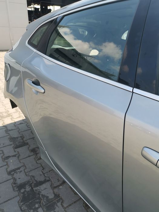 volvo v40 ii 12-19 drzwi prawe tylne tył przód electric silver