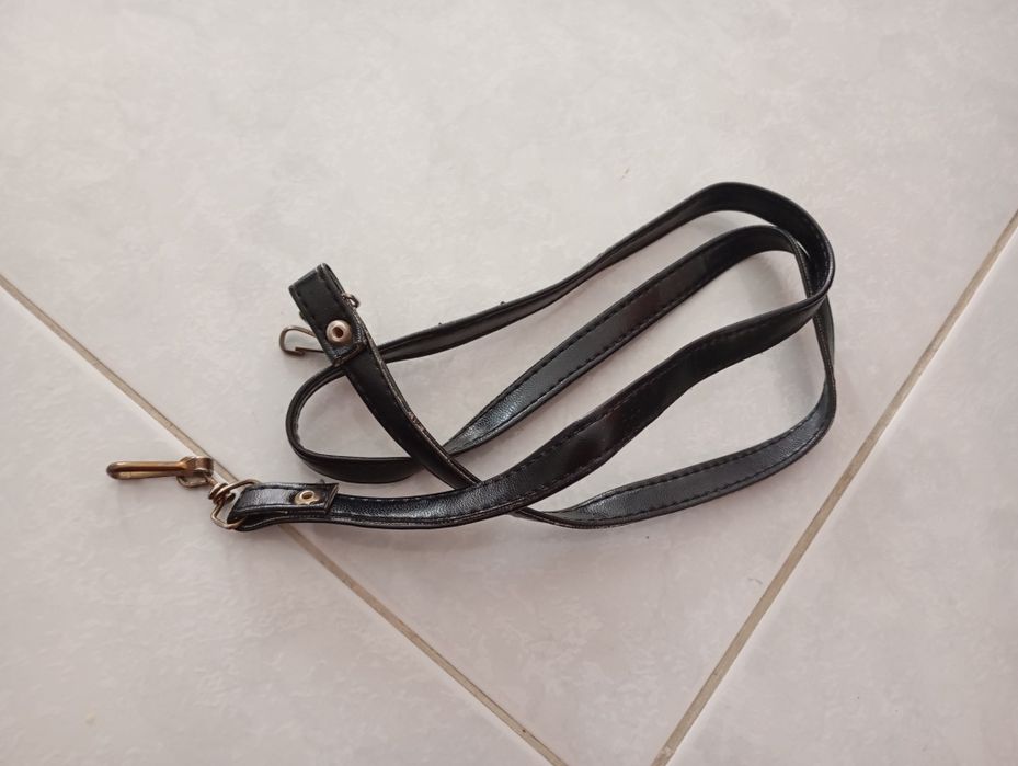 Pochete de senhora em pele genuína