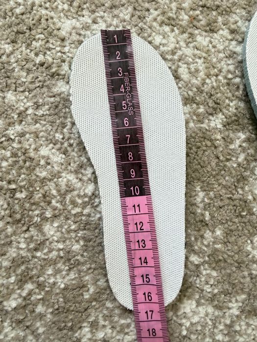 Дитячі кросівки adidas 25 р стелька 16 см
