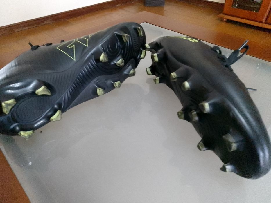 Chuteiras Puma Future