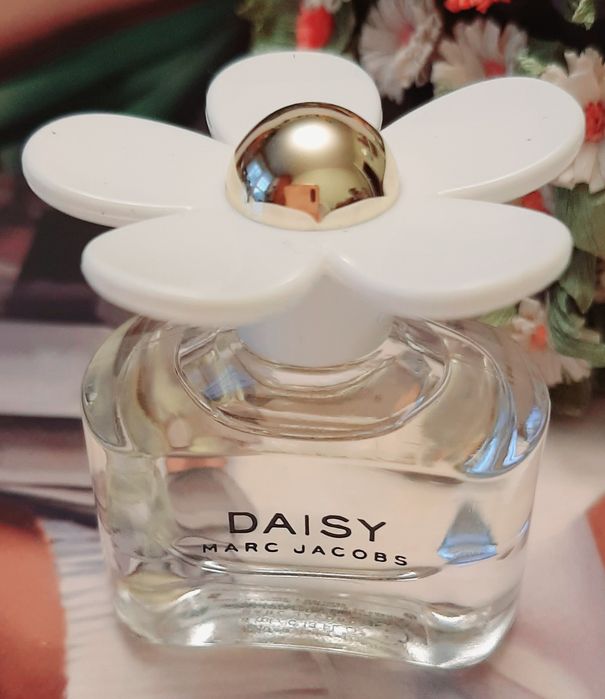 Marc Jacobs Daisy edt 4 ml, miniatura