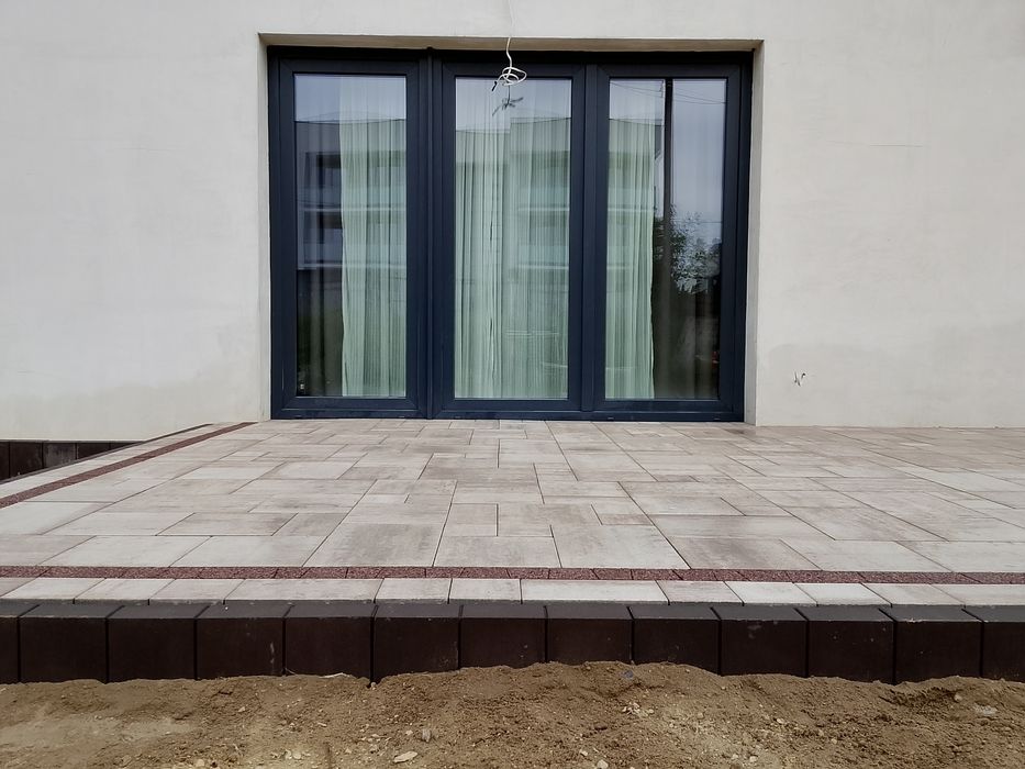 Układanie kostki brukowej 80 zł m2.