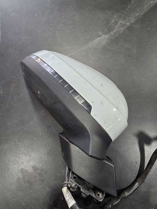 Espelho direito Audi A4 de 2016