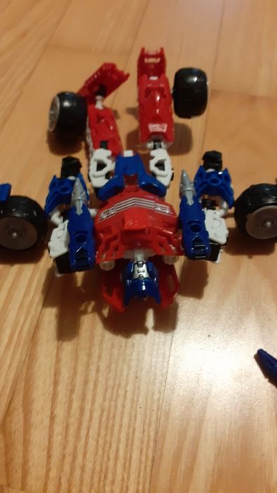 Transformers Construct Bots (Smokescreen)