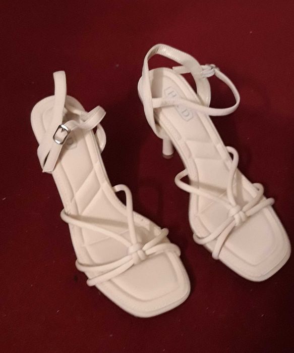 SANDÁLIAS novas elegantes