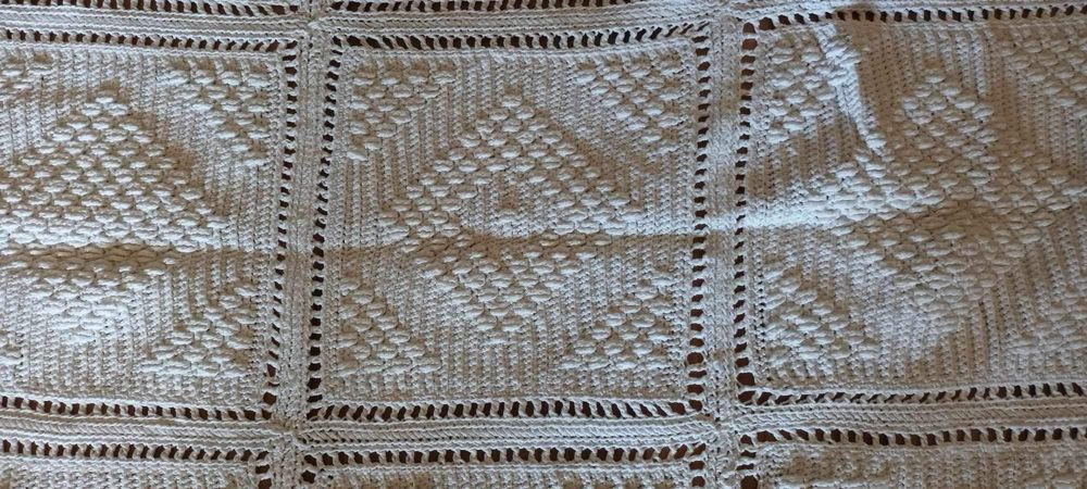 Colcha de renda casal