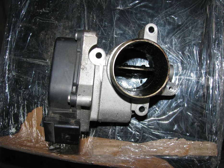 PRZEPUSTNICA 03G128063Q VOLKSWAGEN JETTA VI CADDY AUDI SKODA 1.6 TDI