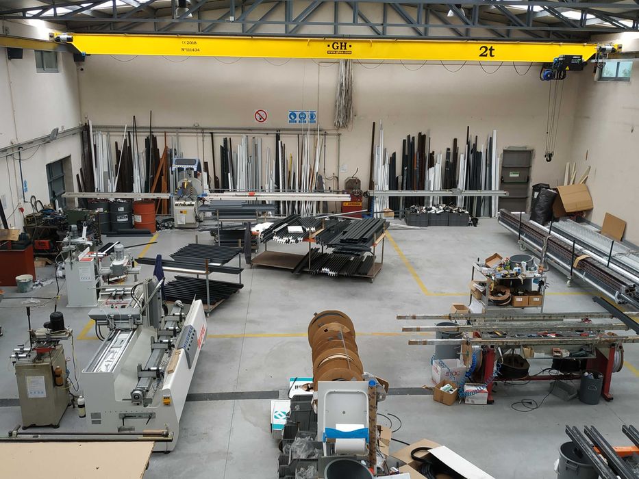 Trespasse Serralharia Alumínios em Arouca - Totalmente Equipada