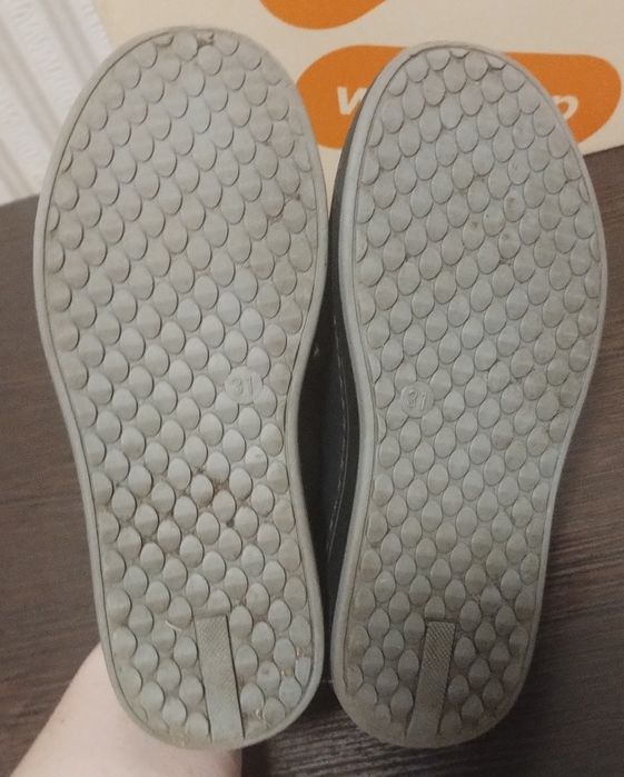 Туфлі шкільні, черевики