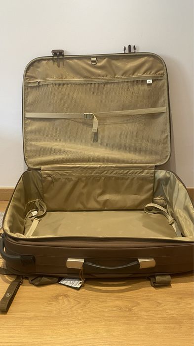 Mala de viagem de grande dimensão