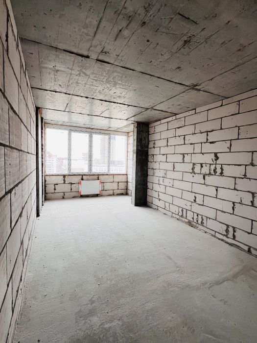 Центр! Видова 3 кімнатна квартира в новобудові  біля Любави