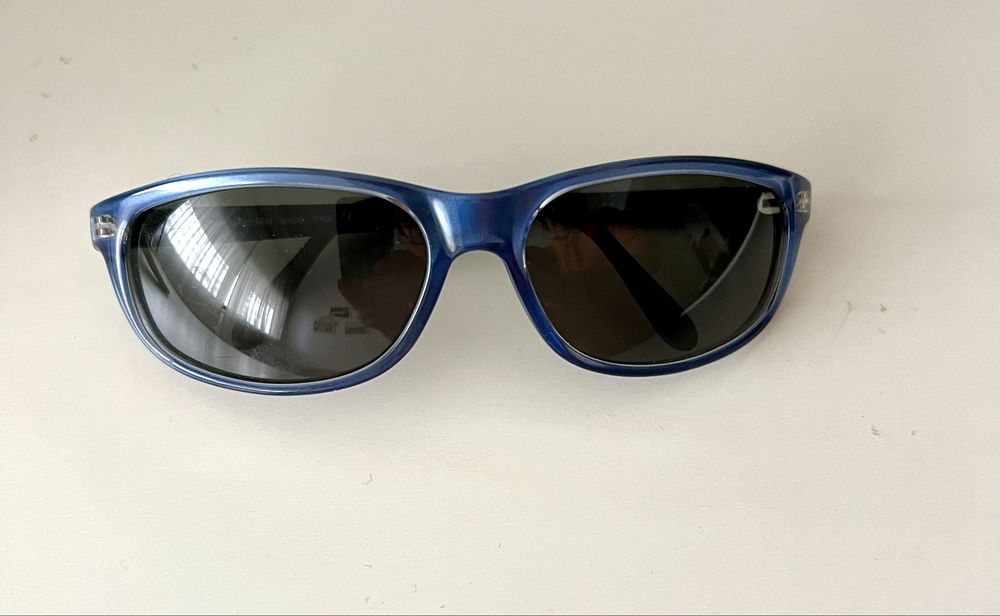 Óculos de sol italianos Sergio Tacchini azuis