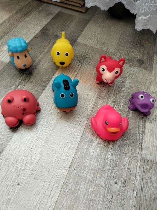 Іграшки для купання