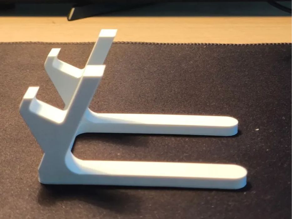 Minimalist Desktop Mobile Phone Stand64552767953666120