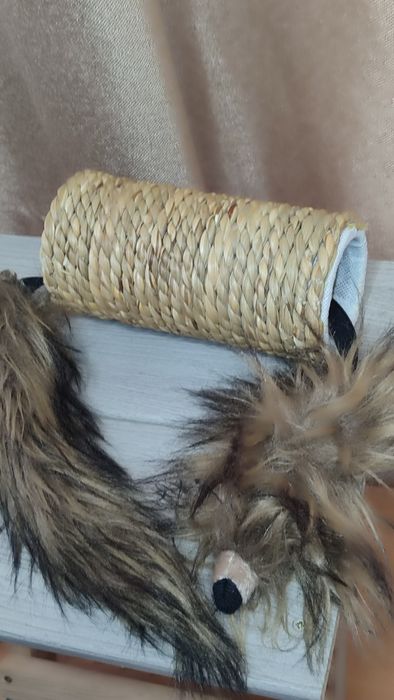 Іграшка для котів