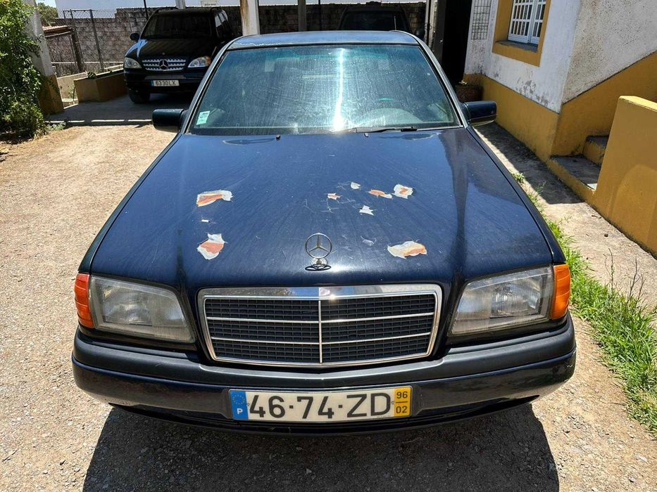 Mercedes C220 Diesel (W202) 1996 – Inspeção até 02/2027 (Para desimpedir)