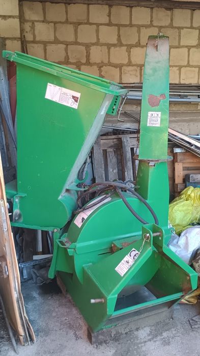 Rębak do gałęzi bx 62r tarczowy na wom