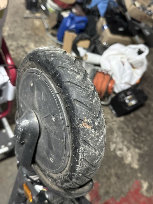 Електросамокат, на запчастини або на відновленнPM350  150кг, 20км./год