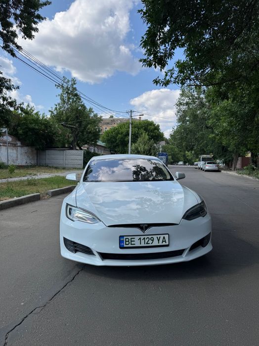 Аренда Tesla model S
