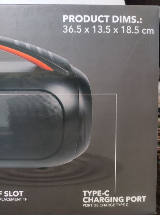 Coluna musical portátil tubolar com pega 20 watts