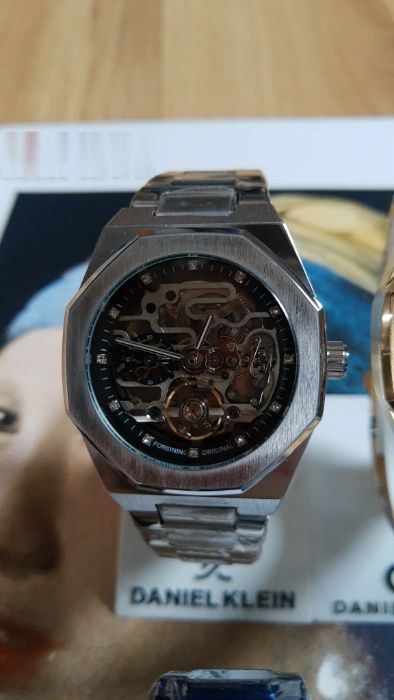 Nowe zegarki, Automat 4 wzory.