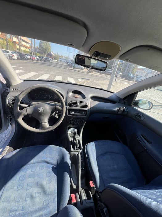 Peugeot 206 5 lugares — photo 4