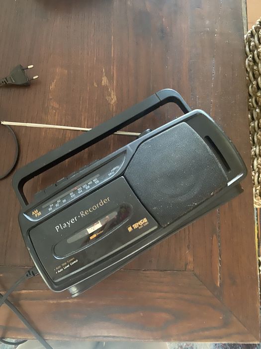 Radio da marca Tansai