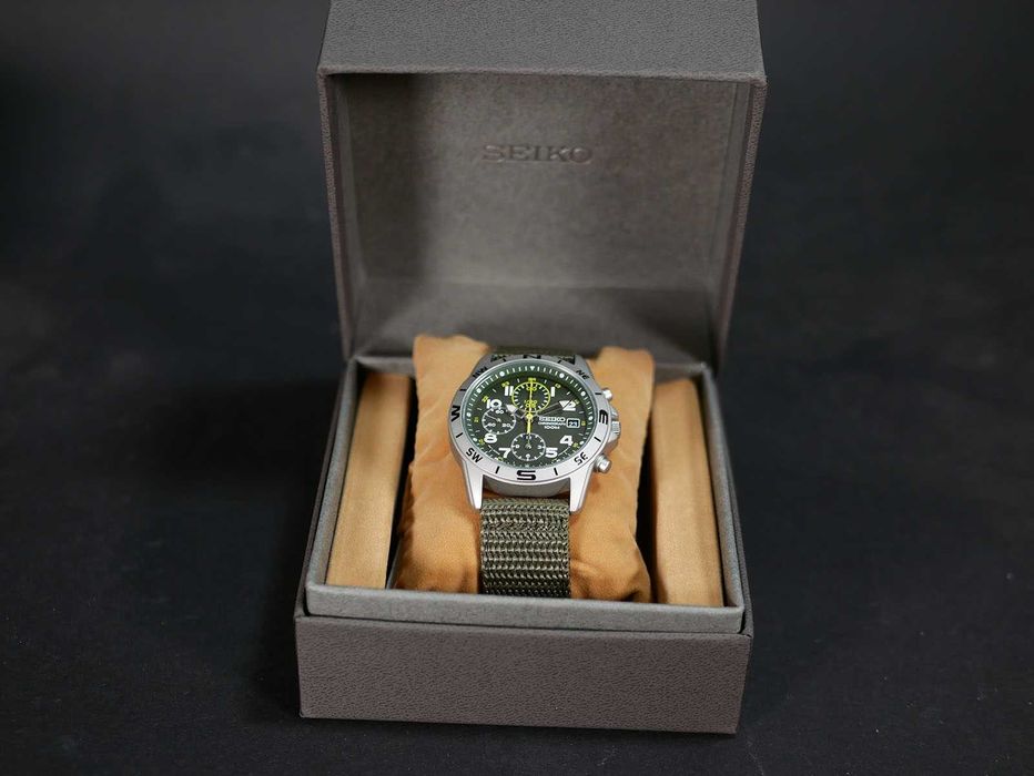 Годинник Seiko SND377R Green з хронографом