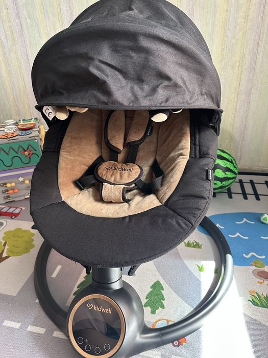 Заколисуючий центр 2в1 Kidwell Reve