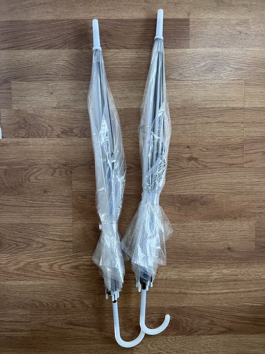 Przeźroczyste parasole weselne ślubne