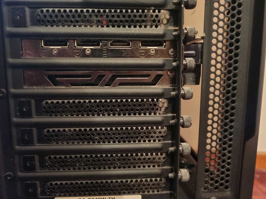 VENDO PC GAMING RYZEN 5 | GTX 1660 SUPER | 32GB RAM | NZXT Razer