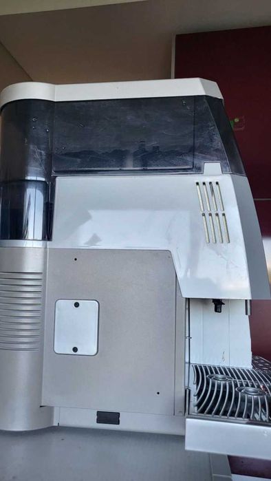 Máquina de Café Saeco Ambra SUP 015VR