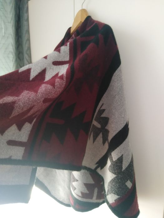 Narzuta peleryna ponczo damska etniczne wzory jesienna wiosenna