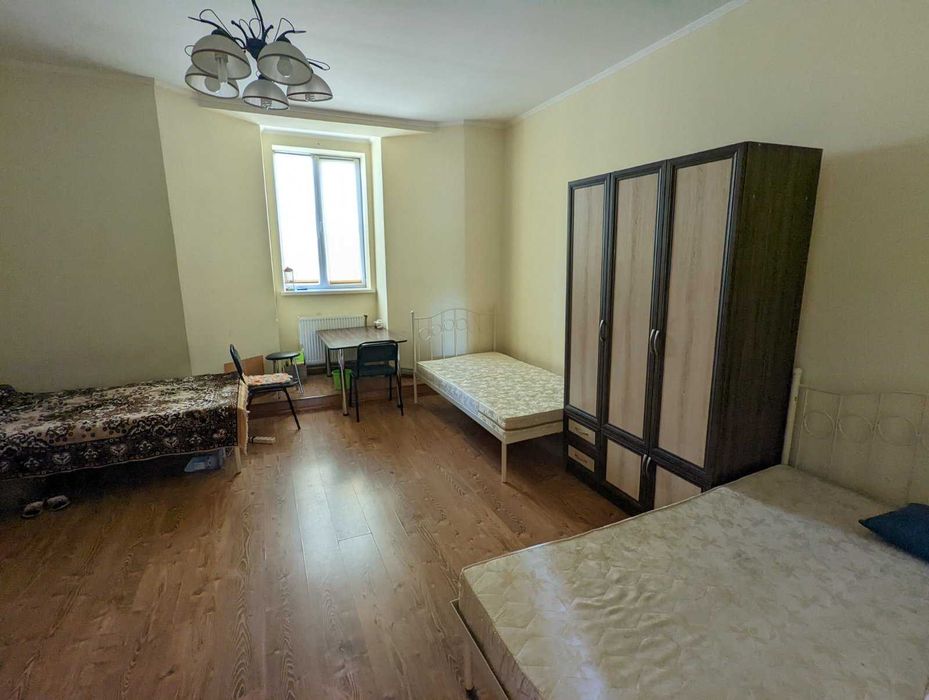 Приміщення під офіс в центральній частині міста_M