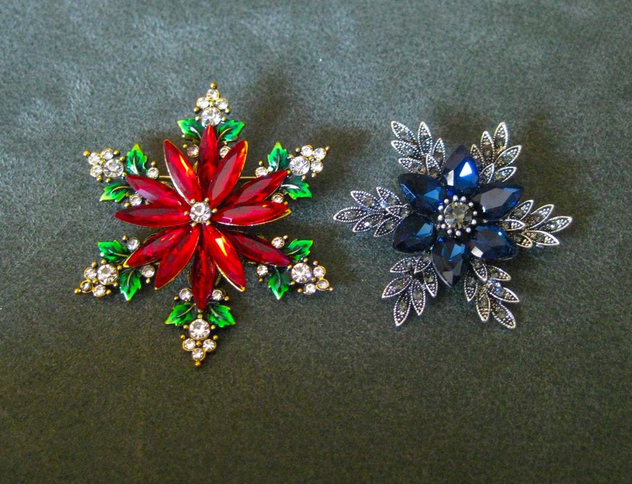 Alfinete / Broche / Pregadeira Flor Cristais NOVO