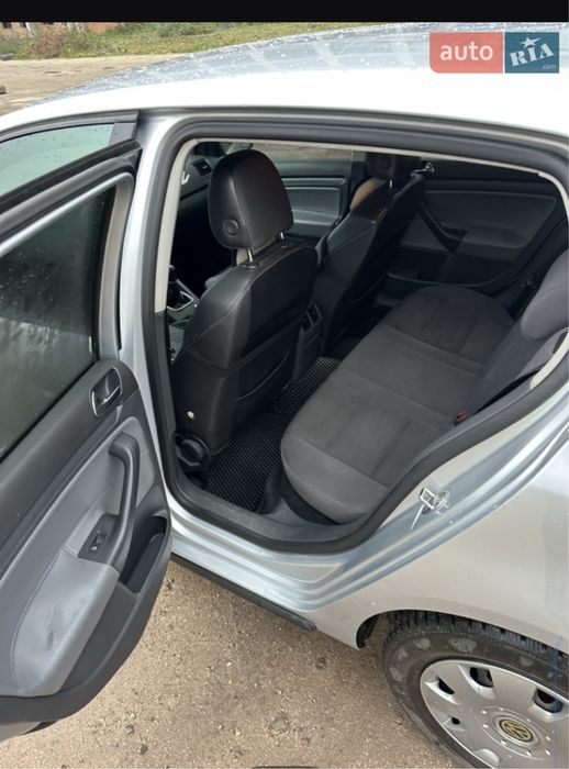 Продається гольф 5