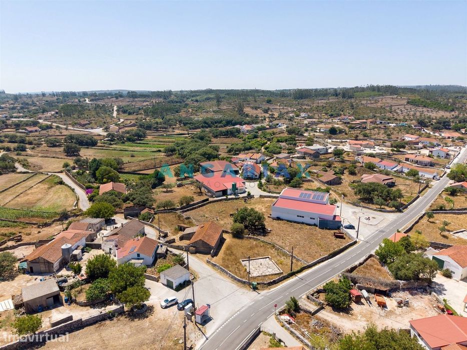 ANG1661 - Moradia T2 para Venda em São Bento, Porto de Mós