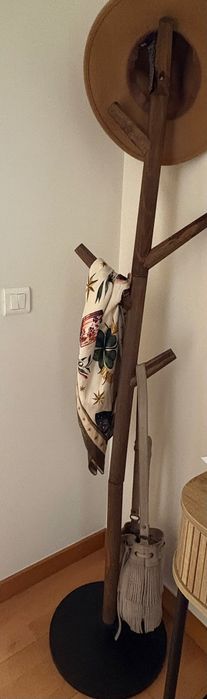 Bengaleiro madeira escura