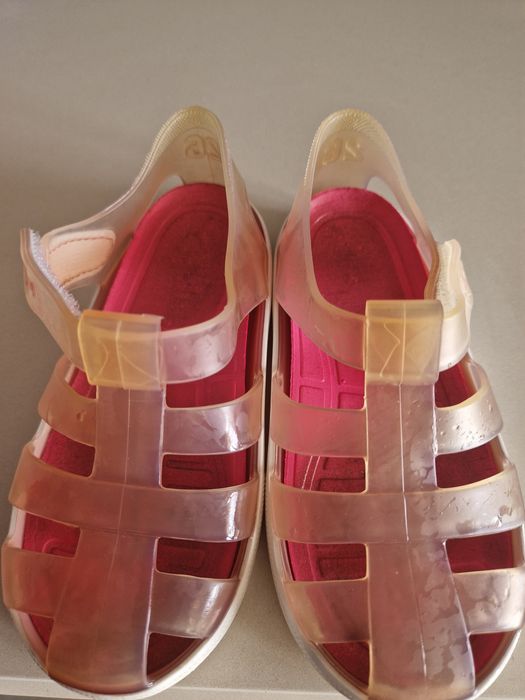 Igor Sandals in Good Condition