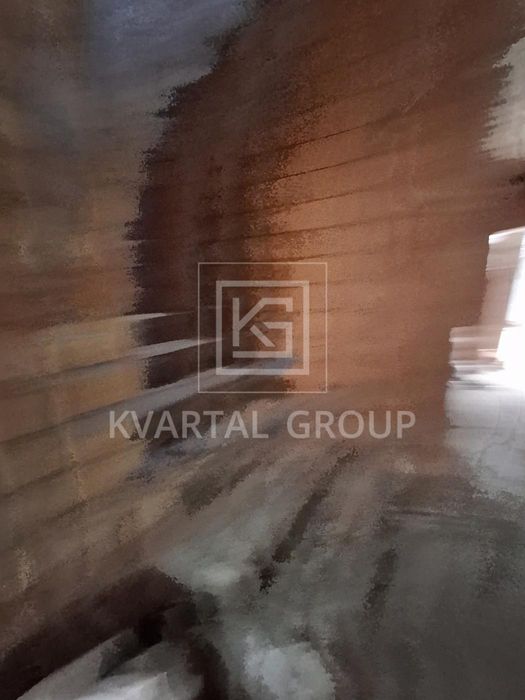 Продаж таунхауса з наповненням, центр комунікації, газ