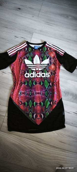Sukienka Adidas super stan