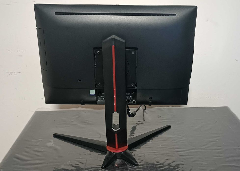 Dell Optiplex All In One 3050 Ecrã 19.5 Full HD i5/12GB RAM/NVME+HDD