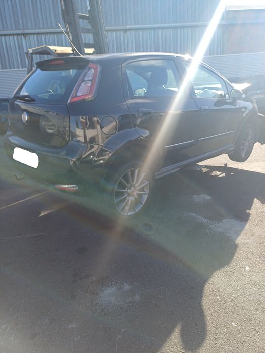 Fiat Grande Punto para peças